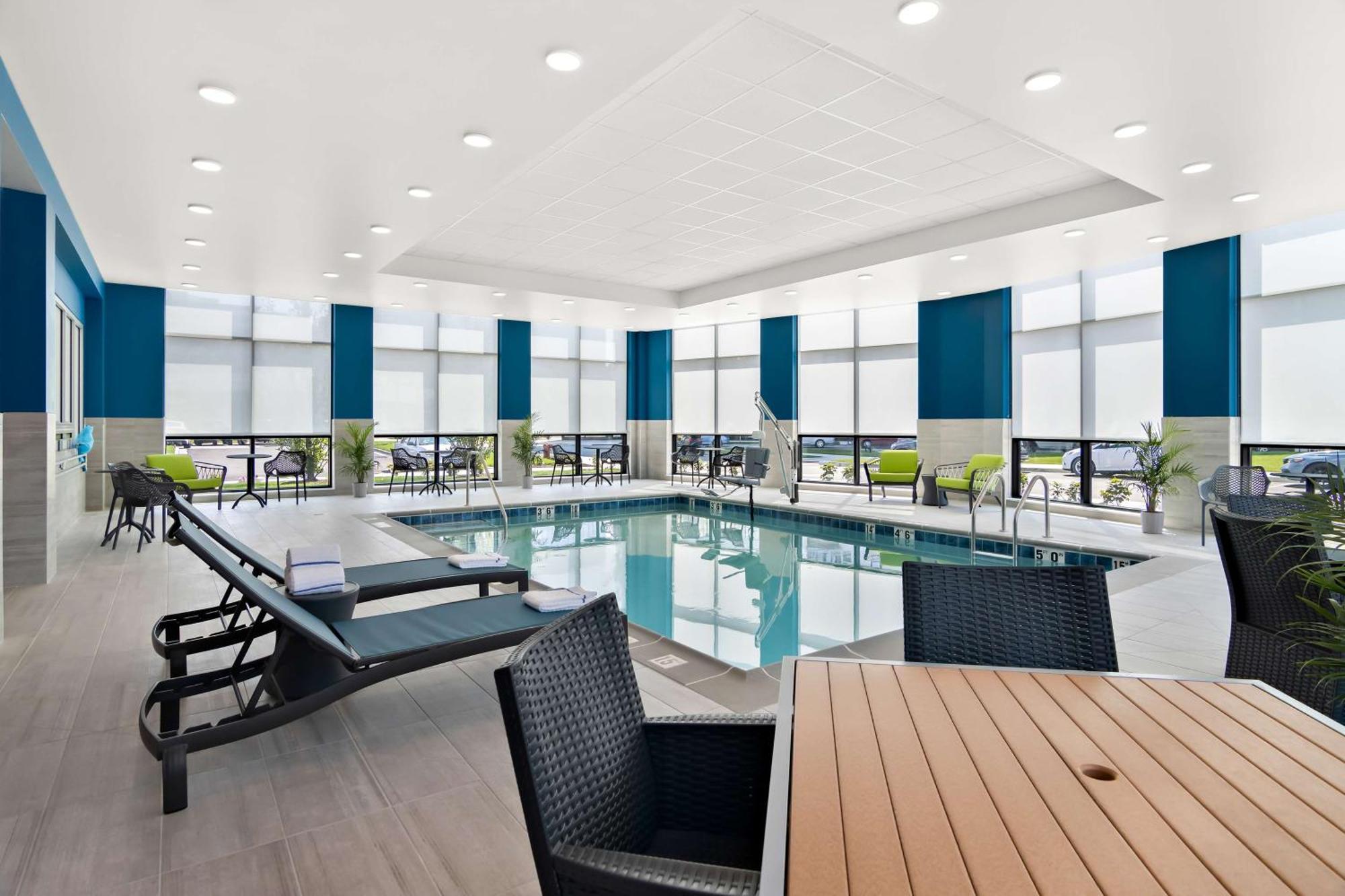 Hampton Inn & Suites Chicago Medical District Uic Buitenkant foto